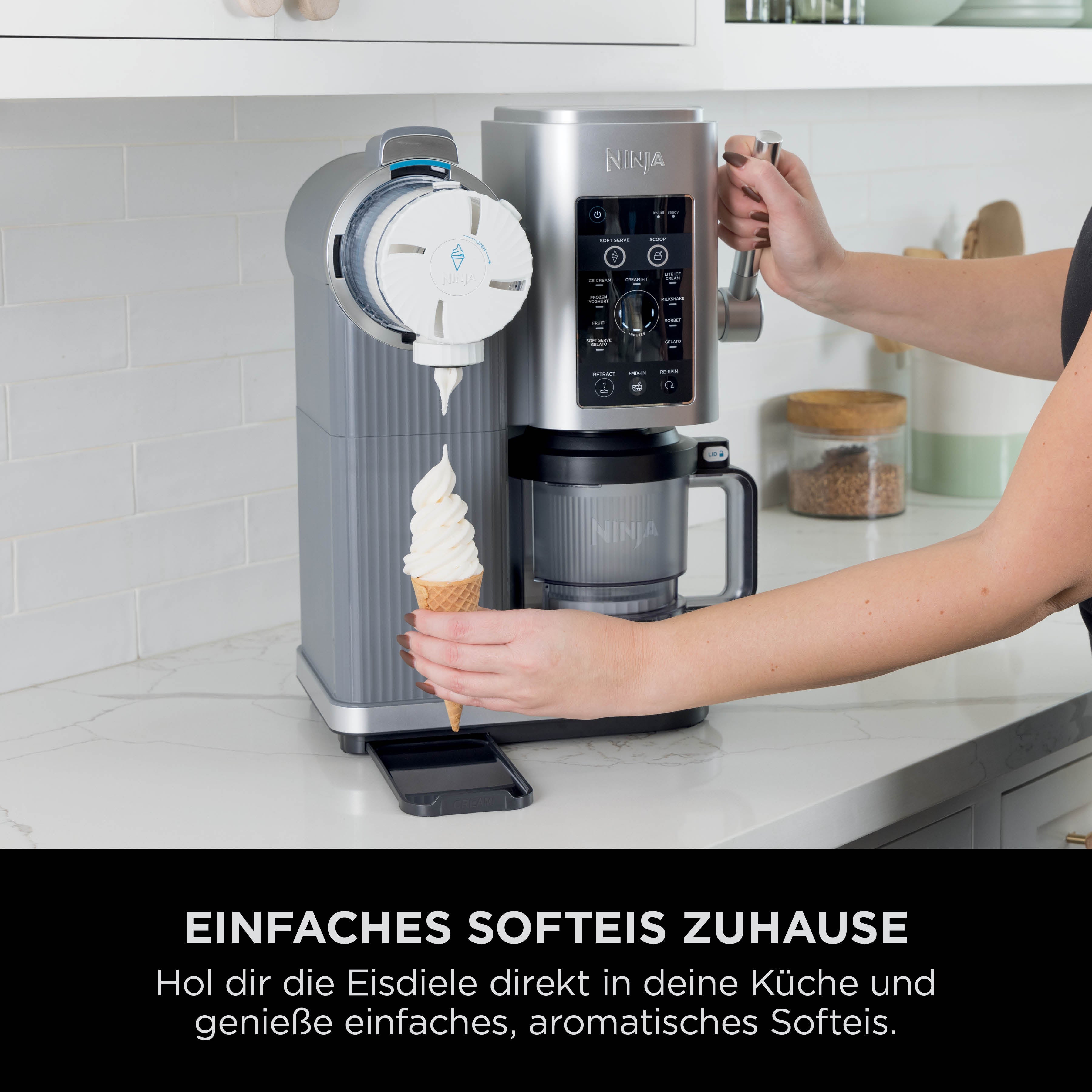 Ninja CREAMI Swirl Eismaschine NC701CH