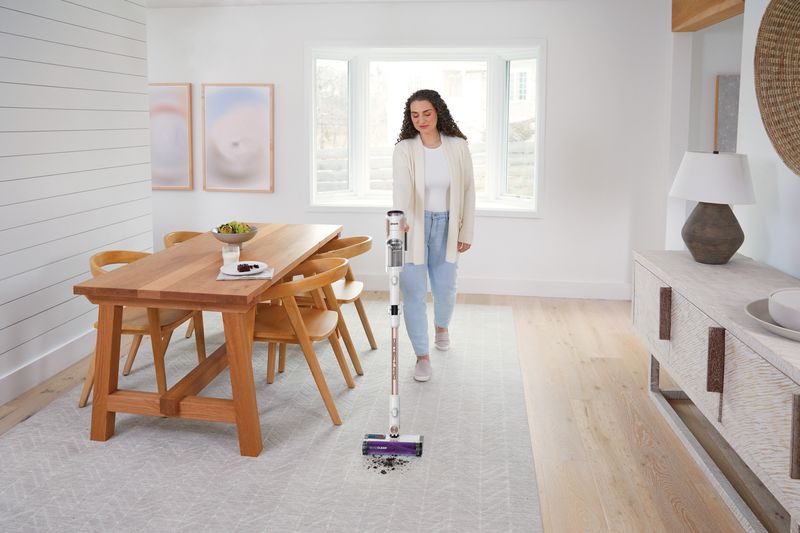 Shark IW3611CH Detect Pro Akku Staubsauger mit Absaugstation